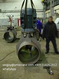 Tunnel thruster, носовое подруливающее устройство